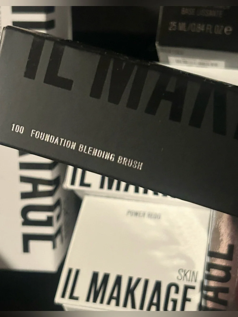 IL Makiage Foundation Blending Brush #100